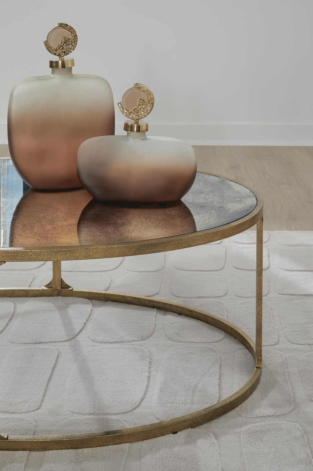 Signature Design by Ashley Korajane Oval Cocktail Table – Antiqued Gold Frame