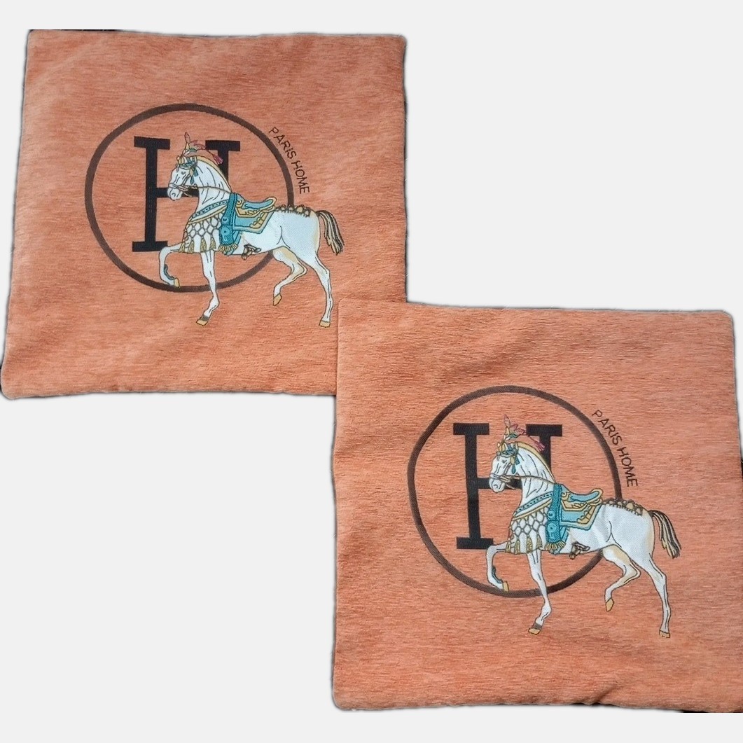 18×18» inches Throw Pillow Cushion Covers Set Pack of 2 Pcs – Luxury Horse