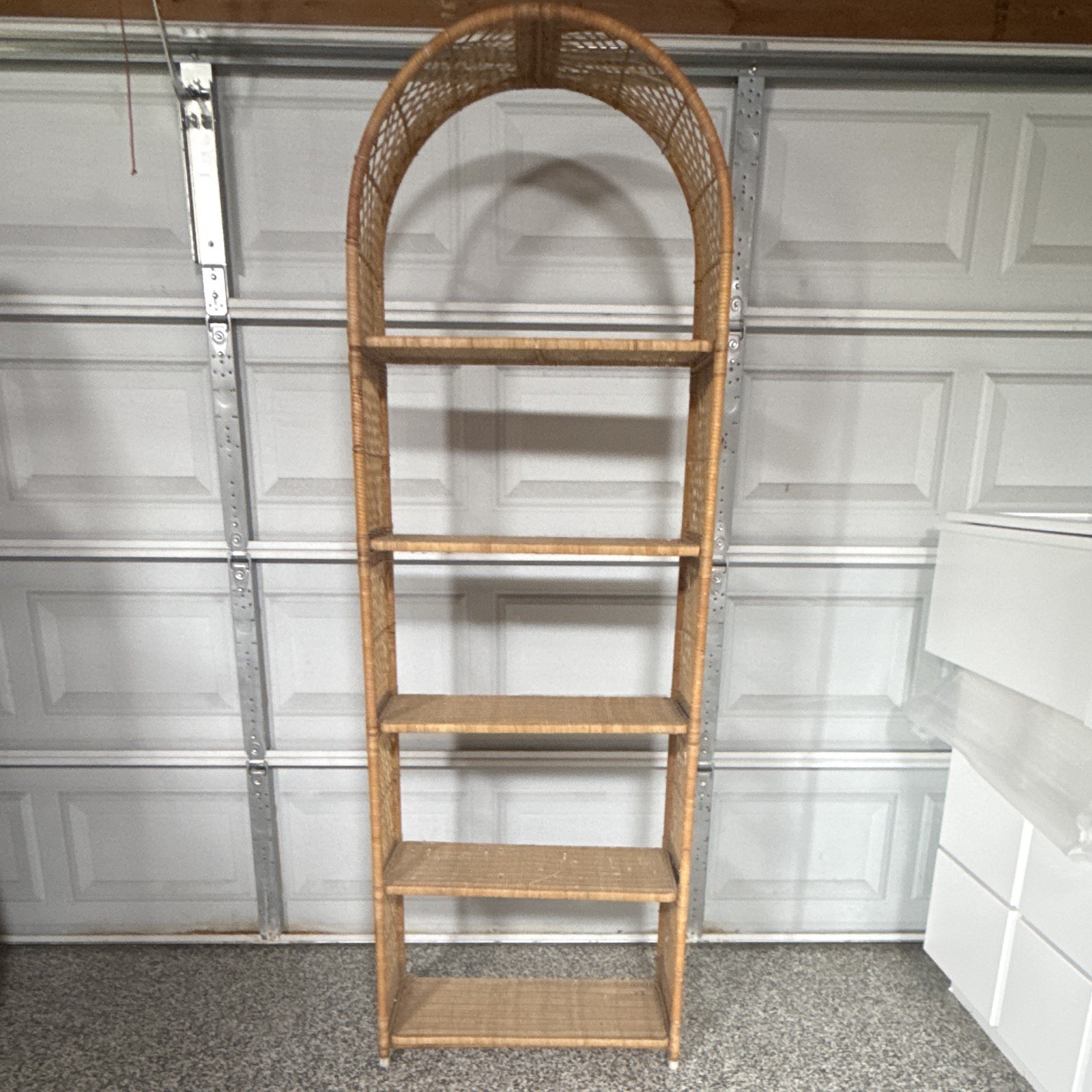 Wicker Freestanding Etagere Shelving Unit, 4-Shelf, Brown Rectangle Boho
