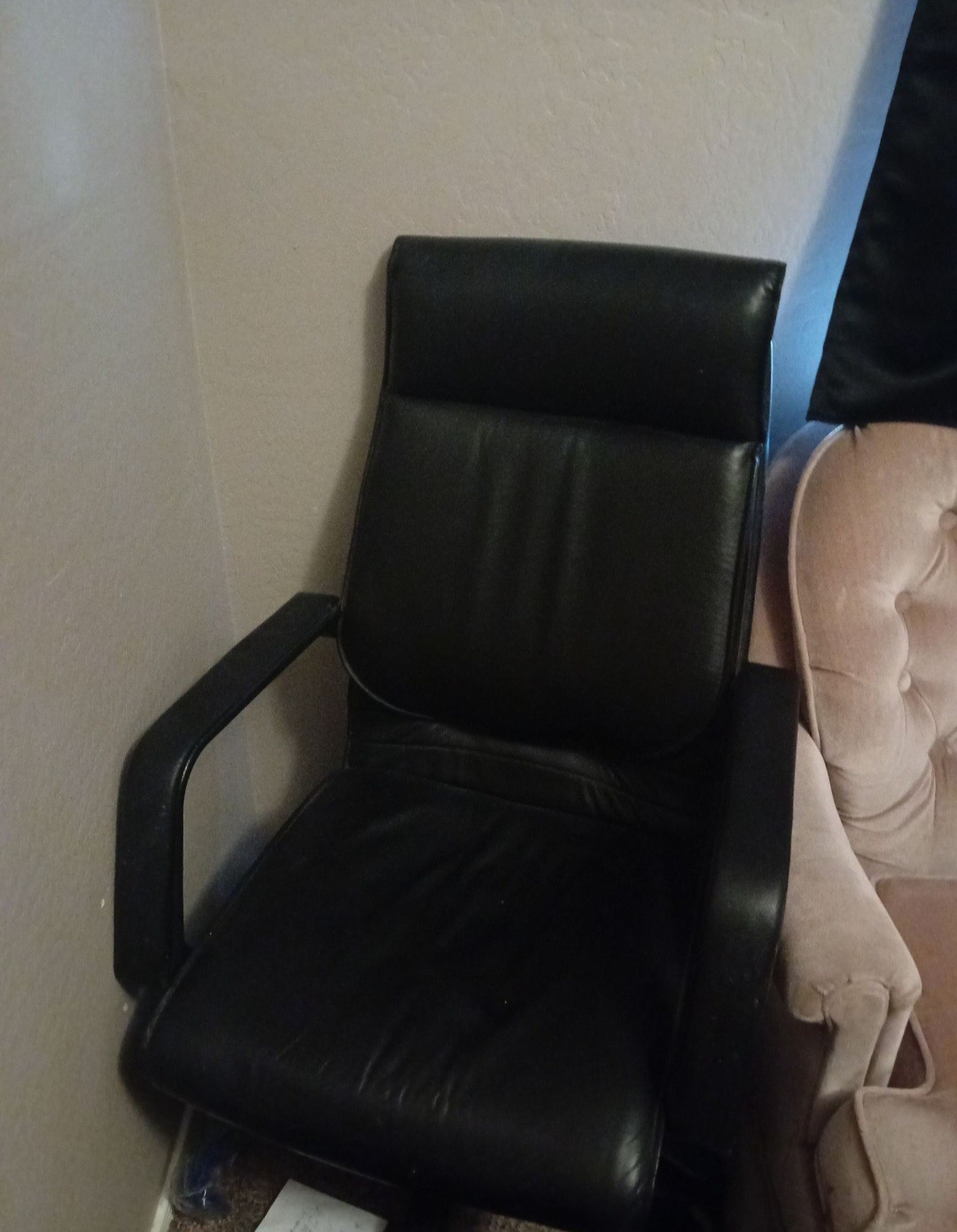 Beige Recliner Chair, Solid/Plain Upholstery, Indoor Adults, 31-40 in Wide