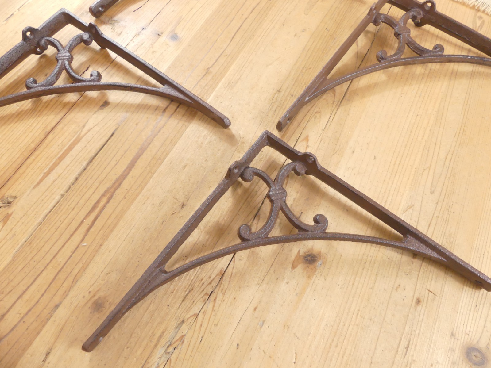 4 Large Shelf Braces Wall Brackets Cast Iron Antique Style Corbels Rustic Farm