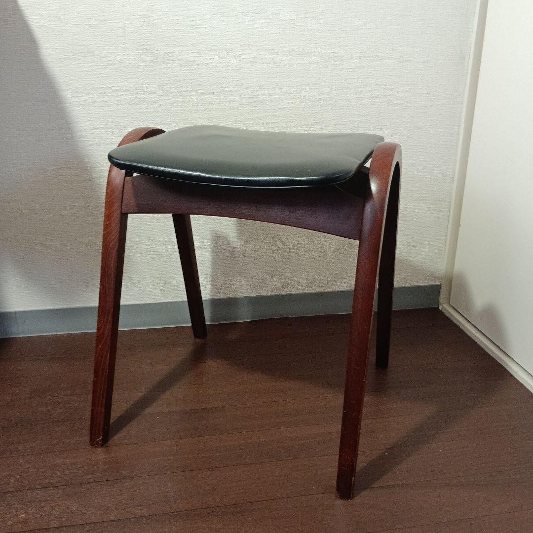 Vintage Original Akita Mokko Mid Century Stool – Japan – Isamu Kenmochi